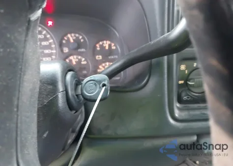 2002 GMC Sierra 2500Hd Sle z USA, uszkodzony, nr VIN 1GTHK23U92F215643